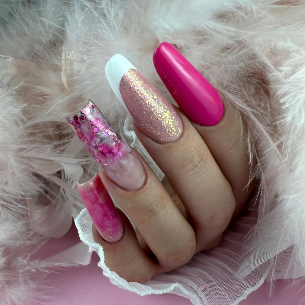 Lavori studenti corso AVANZAMENTO GEL STRUTTURA PERFETTA + NAIL FORM E LIMATURA