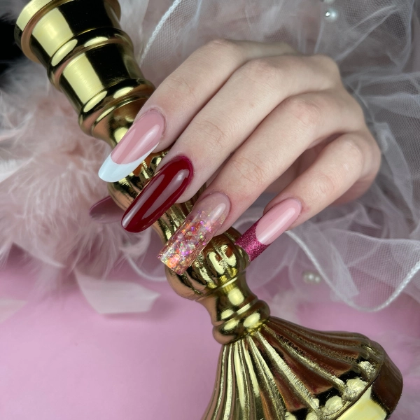 Lavori studenti corso AVANZAMENTO GEL STRUTTURA PERFETTA + NAIL FORM E LIMATURA