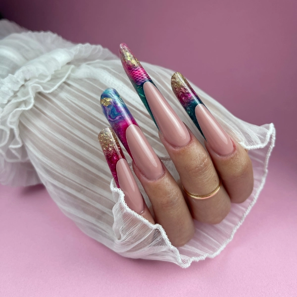 Lavori studenti corso EXTREME FASHION RUSSIAN ALMOND